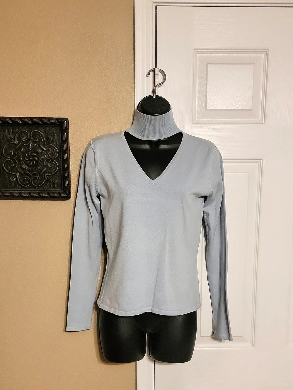 Women's Blue Gray V-Neck Long Sleeve Top